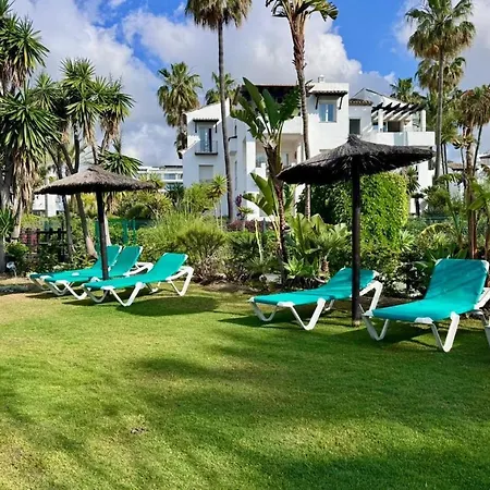 Elegant With Spectacular Garden And Pool In Costalita Apartmán *