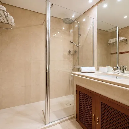 Apartmán Elegant With Spectacular Garden And Pool In Costalita Estepona