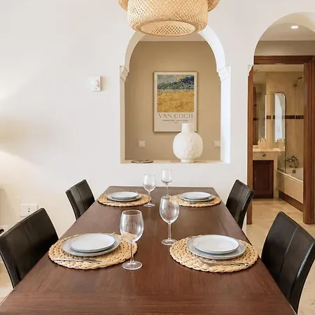 Elegant With Spectacular Garden And Pool In Costalita Lejlighed